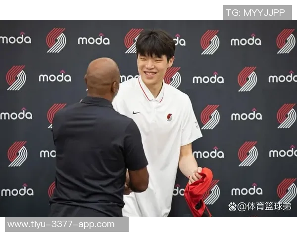 杨瀚森崛起为偶像的背后是强大粉丝群体的支持与期待